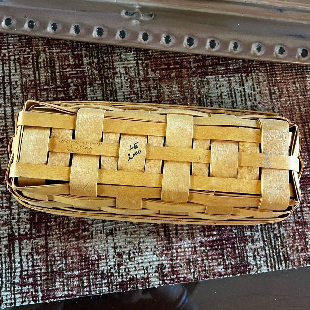 Longaberger 2000 Cracker Basket - Picture 10 of 12